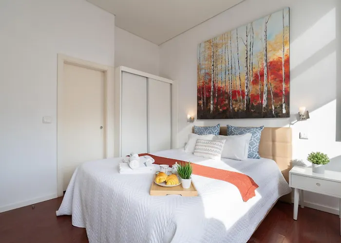 Apartamento Host Wise - Cozy House W Balcony Oporto