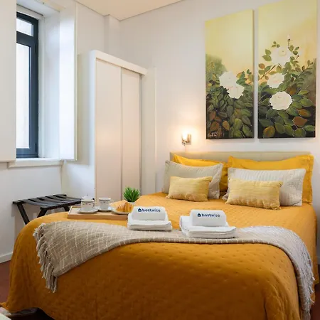Appartement Host Wise - Cozy House W Balcony